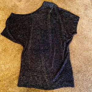 Off-the-shoulder Express Top